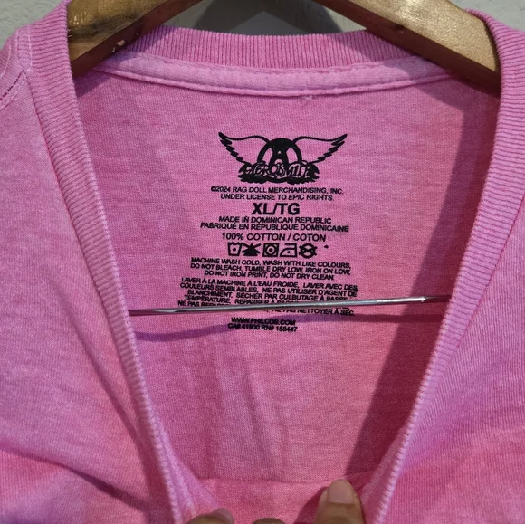 Aerosmith 1977 Tour Pink T-Shirt - Picture 4 of 4